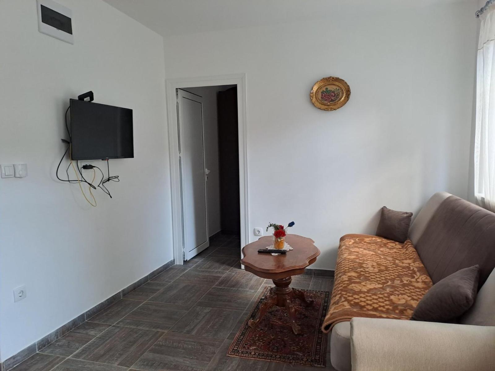 Vila Mozart - Apartments & Studios โคเปานิก ภายนอก รูปภาพ