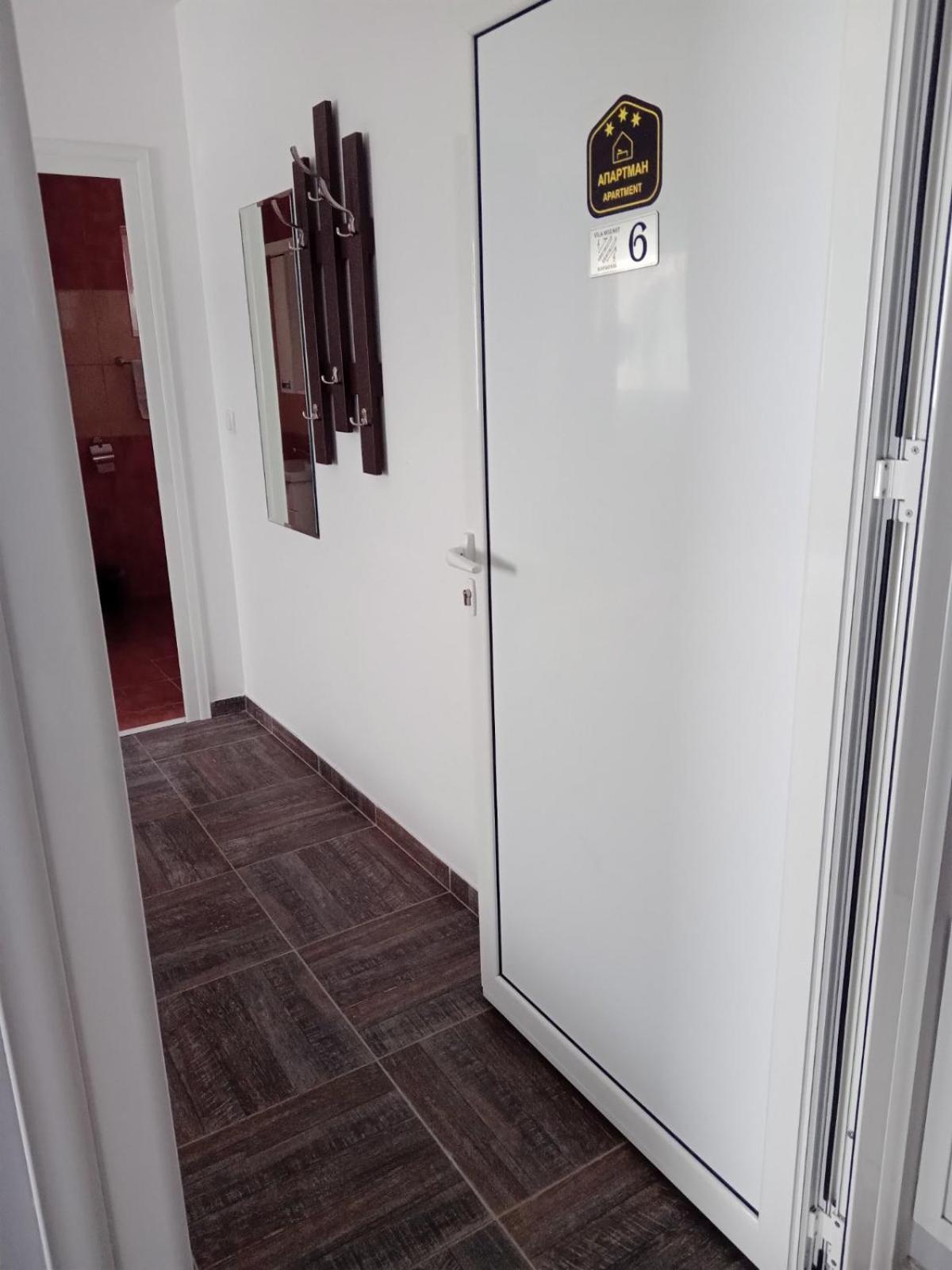 Vila Mozart - Apartments & Studios โคเปานิก ภายนอก รูปภาพ