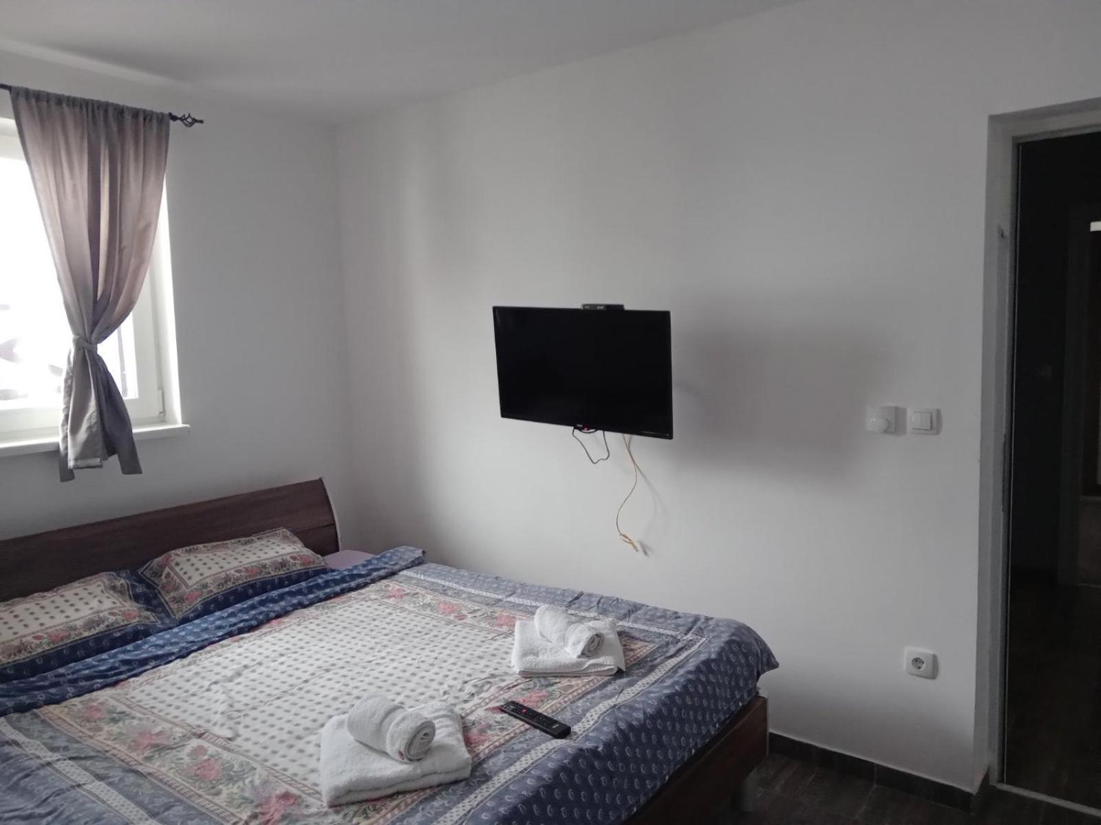 Vila Mozart - Apartments & Studios โคเปานิก ภายนอก รูปภาพ